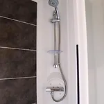 Relax, Enjoy Fast Starlink Wi-fi Chalé *