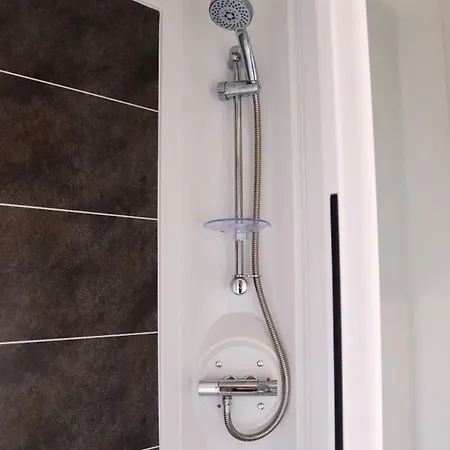 Relax, Enjoy Fast Starlink Wi-fi Σαλέ *